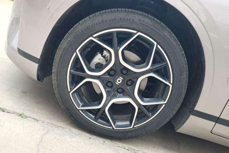 Used CHANGAN NEVO A07 2026 Model Ultra-Long Blue Whale Pure Electric 730 Luxury Edition Left Front Wheel Hub