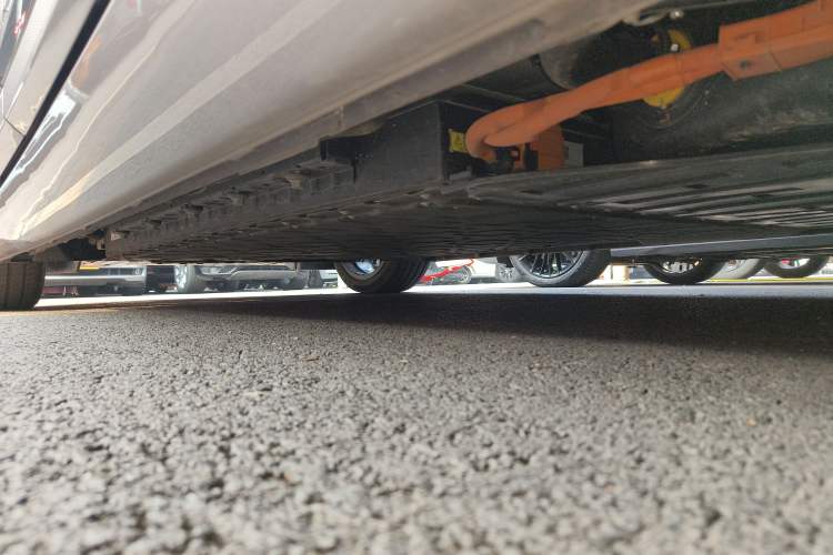 Used CHANGAN NEVO A07 2026 Model Ultra-Long Blue Whale Range-Extending 310 Flagship Edition Left Side Sill