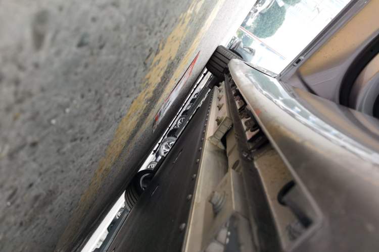 Used CHANGAN NEVO A07 2026 Model Ultra-Long Blue Whale Pure Electric 730 Flagship Edition Left Side Sill