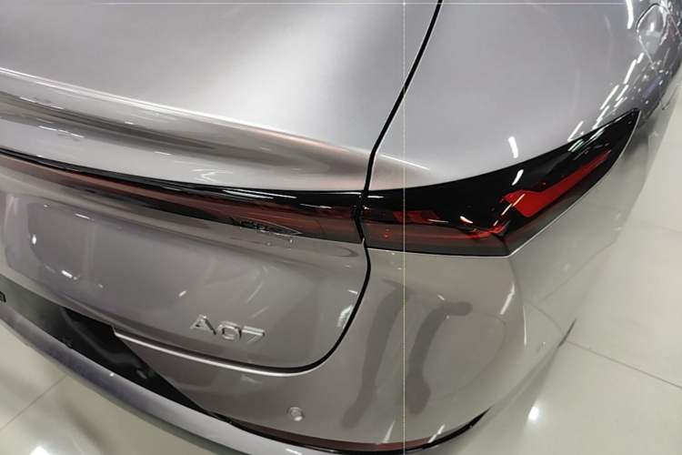 Used CHANGAN NEVO A07 2026 Model Ultra-Long Blue Whale Range-Extending 310 Flagship Edition Right Rear Taillight