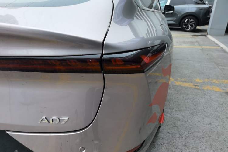 Used CHANGAN NEVO A07 2026 Model Ultra-Long Blue Whale Pure Electric 730 Flagship Edition Right Rear Taillight