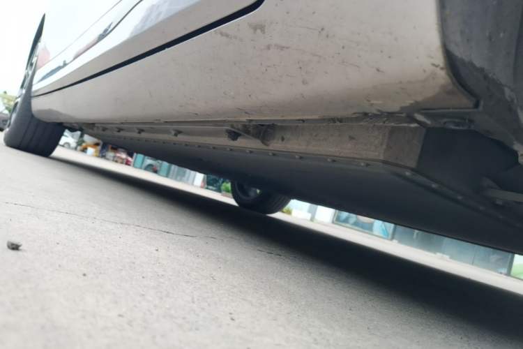 Used CHANGAN NEVO A07 2026 Model Ultra-Long Blue Whale Pure Electric 730 Luxury Edition Right Side Sill