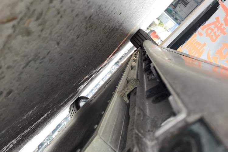 Used CHANGAN NEVO A07 2026 Model Ultra-Long Blue Whale Pure Electric 730 Flagship Edition Right Side Sill