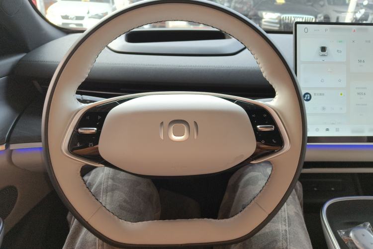 Used CHANGAN NEVO A07 2026 Model Ultra-Long Blue Whale Range-Extending 310 Flagship Edition Steering Wheel