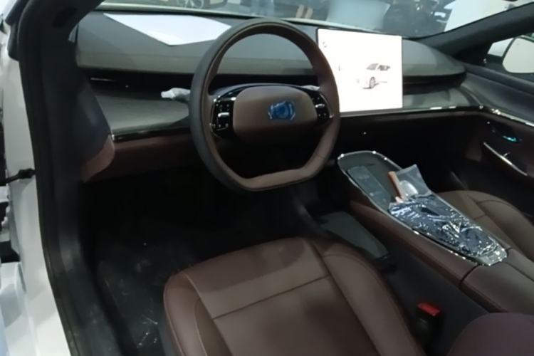 Used CHANGAN NEVO A07 2026 Model Ultra-Long Blue Whale Pure Electric 730 Luxury Edition Center Console