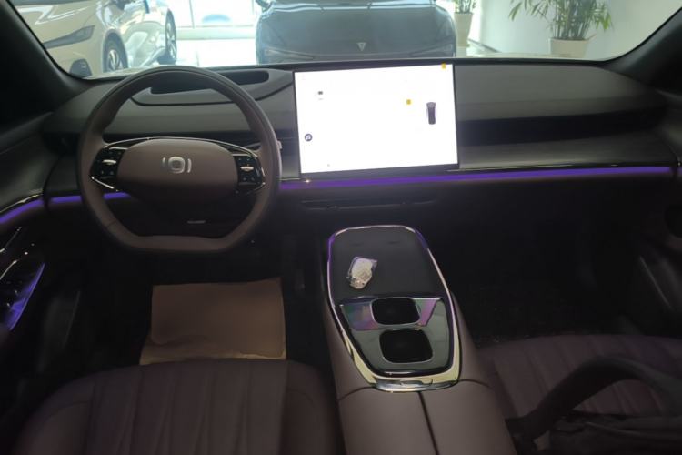 Used CHANGAN NEVO A07 2026 Model Ultra-Long Blue Whale Pure Electric 730 Flagship Edition Center Console