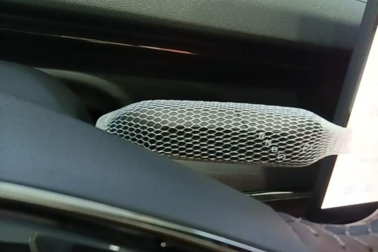 Used CHANGAN NEVO A07 2026 Model Ultra-Long Blue Whale Pure Electric 730 Luxury Edition Gear Lever