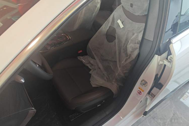 Used CHANGAN NEVO A07 2026 Model Ultra-Long Blue Whale Range-Extending 310 Luxury Edition Left Front Seat
