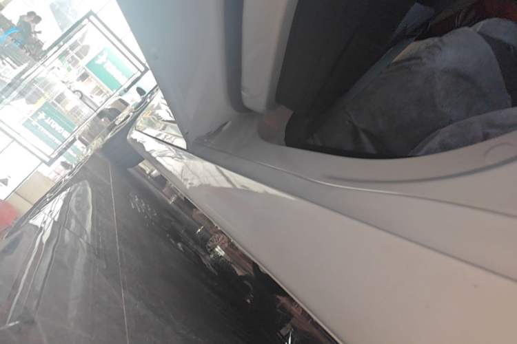 Used CHANGAN NEVO A07 2026 Model Ultra-Long Blue Whale Range-Extending 310 Luxury Edition Left Side Sill