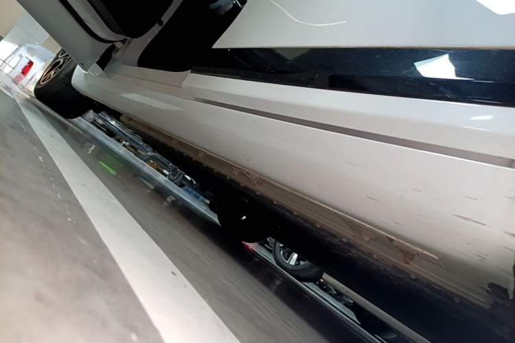 Used CHANGAN NEVO A07 2026 Model Ultra-Long Blue Whale Pure Electric 730 Luxury Edition Left Side Sill