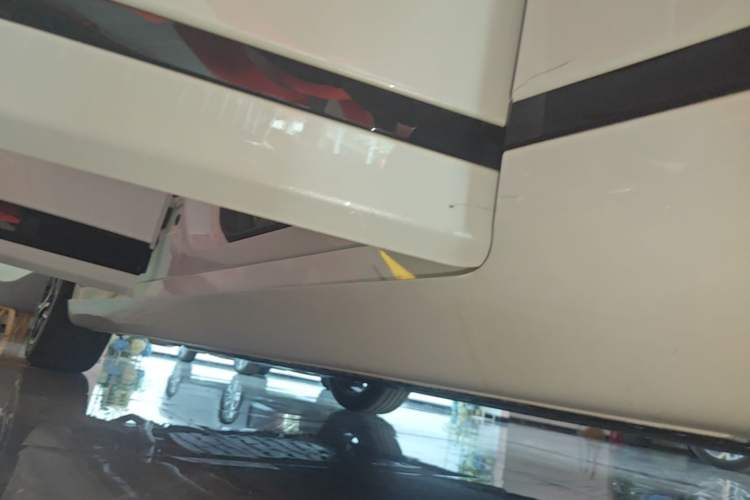 Used CHANGAN NEVO A07 2026 Model Ultra-Long Blue Whale Range-Extending 310 Luxury Edition Right Side Sill