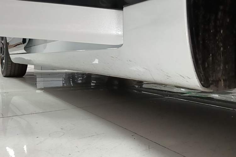 Used CHANGAN NEVO A07 2026 Model Ultra-Long Blue Whale Pure Electric 730 Luxury Edition Right Side Sill