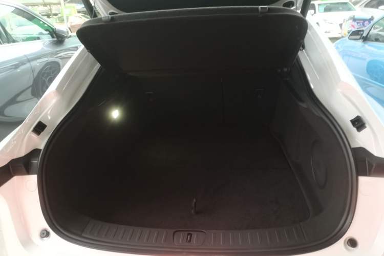 Used CHANGAN NEVO A07 2026 Model Ultra-Long Blue Whale Range-Extending 310 Flagship Edition Trunk