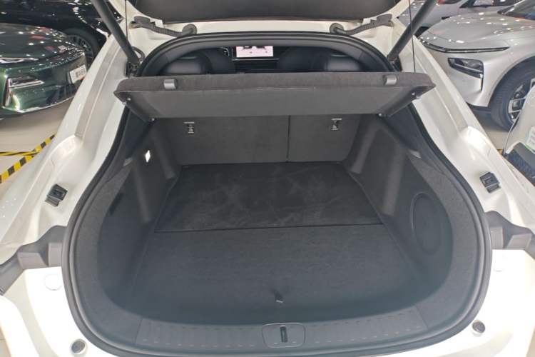 Used CHANGAN NEVO A07 2026 Model Ultra-Long Blue Whale Pure Electric 730 Flagship Edition Trunk