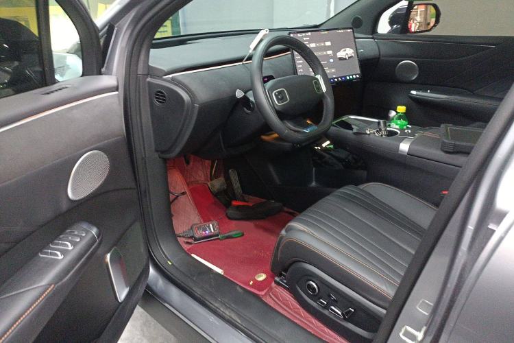 Used CHANGAN NEVO E07 2025 All-Electric 4x4 90kWh Ultra High-Performance Edition Interior 3