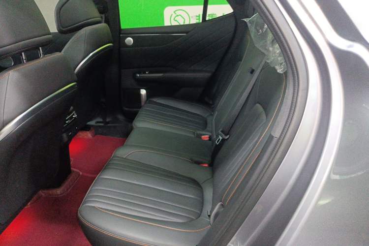Used CHANGAN NEVO E07 2025 All-Electric 4x4 90kWh Ultra High-Performance Edition Interior 4