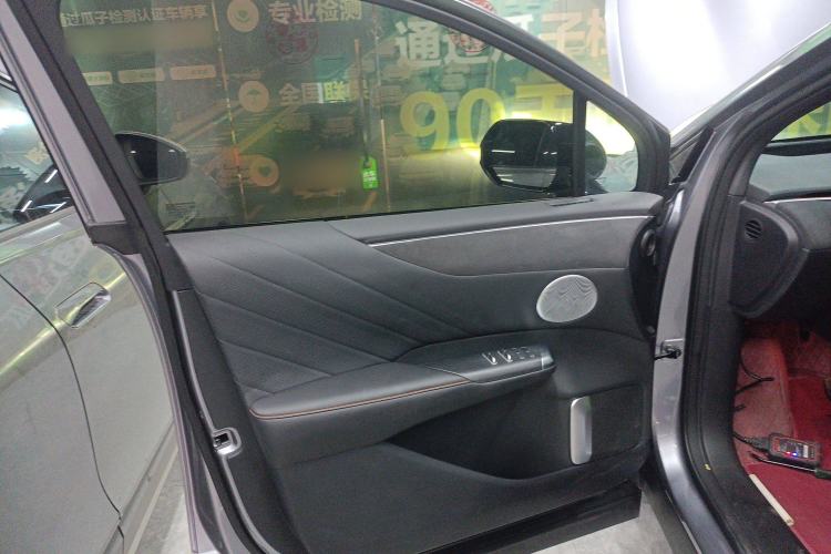 Used CHANGAN NEVO E07 2025 All-Electric 4x4 90kWh Ultra High-Performance Edition Interior 7
