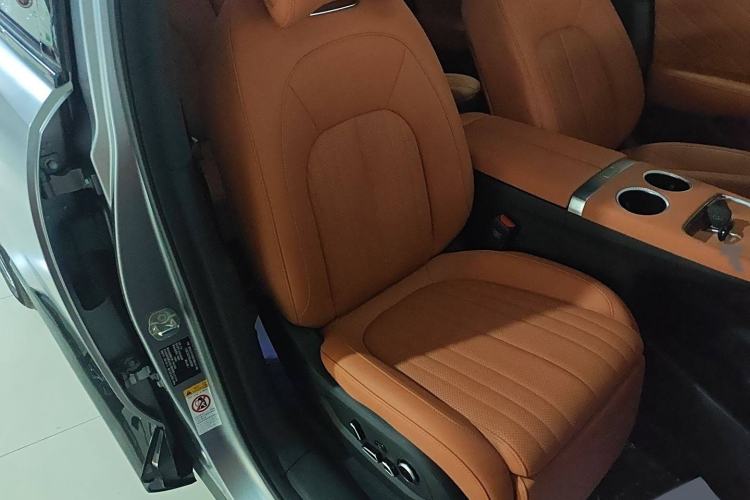 Used CHANGAN NEVO E07 2025 All-Electric 4x4 90kWh Ultra High-Performance Edition Right Front Seat