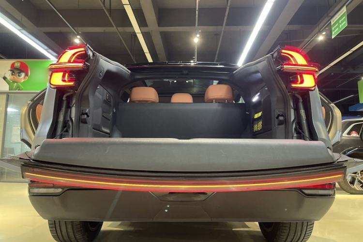 Used CHANGAN NEVO E07 2025 All-Electric 4x4 90kWh Ultra High-Performance Edition Trunk