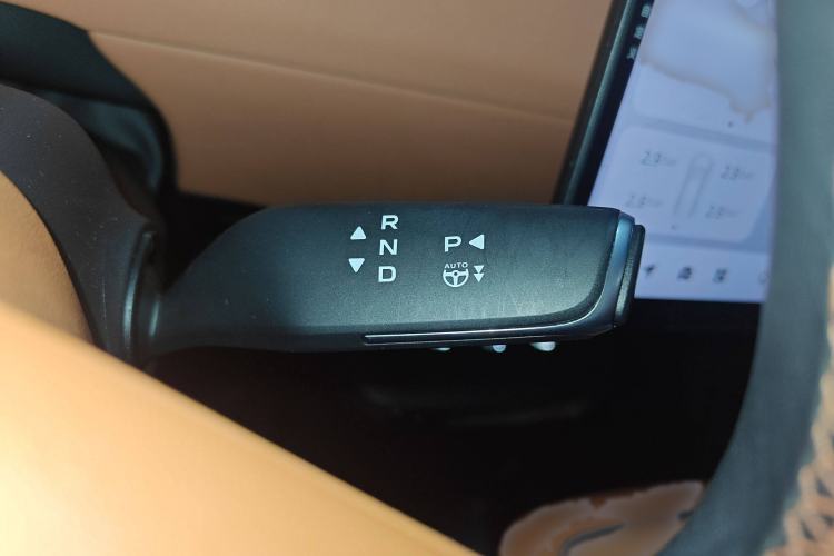 Used CHANGAN NEVO E07 2025 All-Electric 4x4 90kWh Ultra High-Performance Edition Gear Lever
