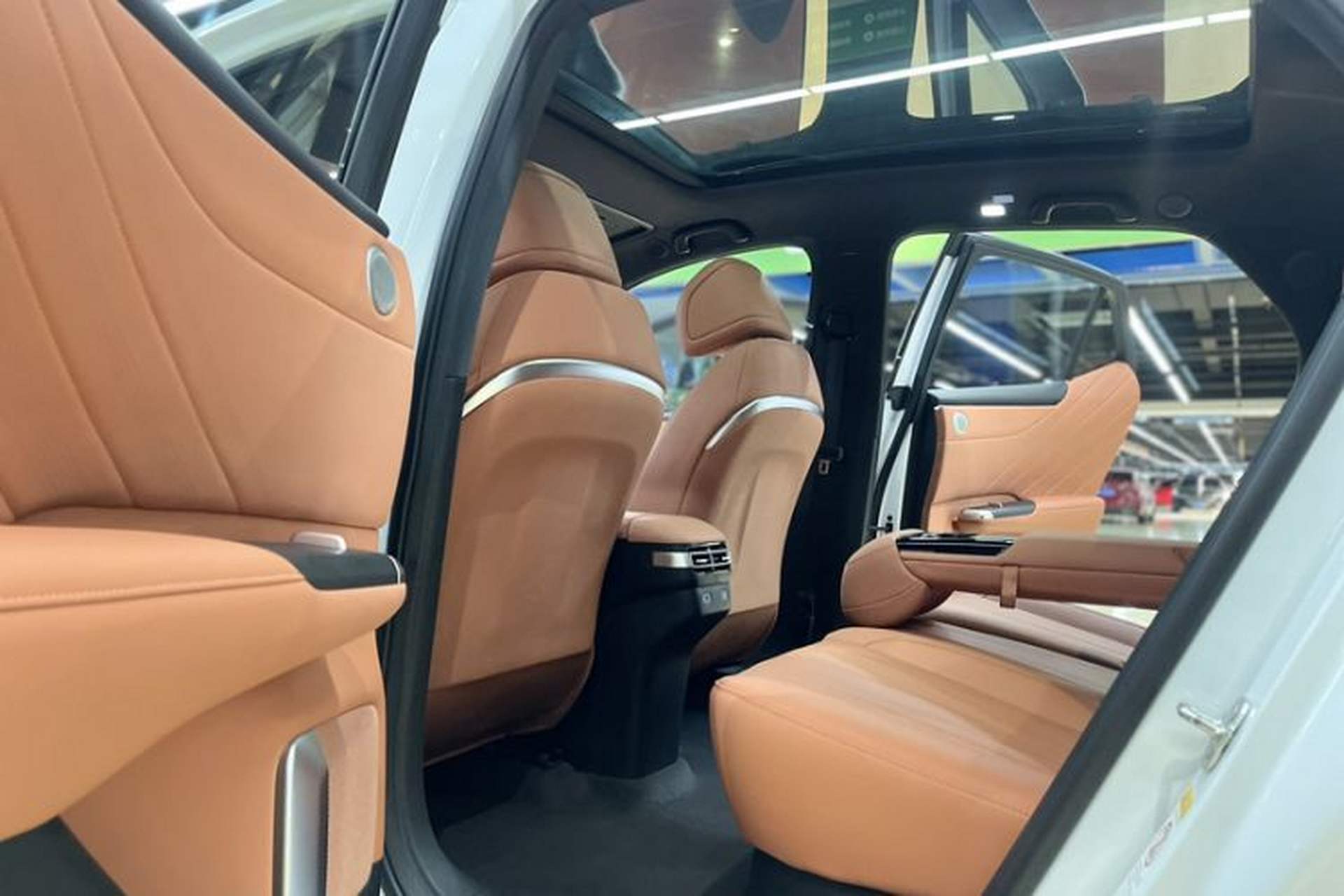 Used CHANGAN NEVO E07 2025 All-Electric 4x4 90kWh Ultra High-Performance Edition Headliner