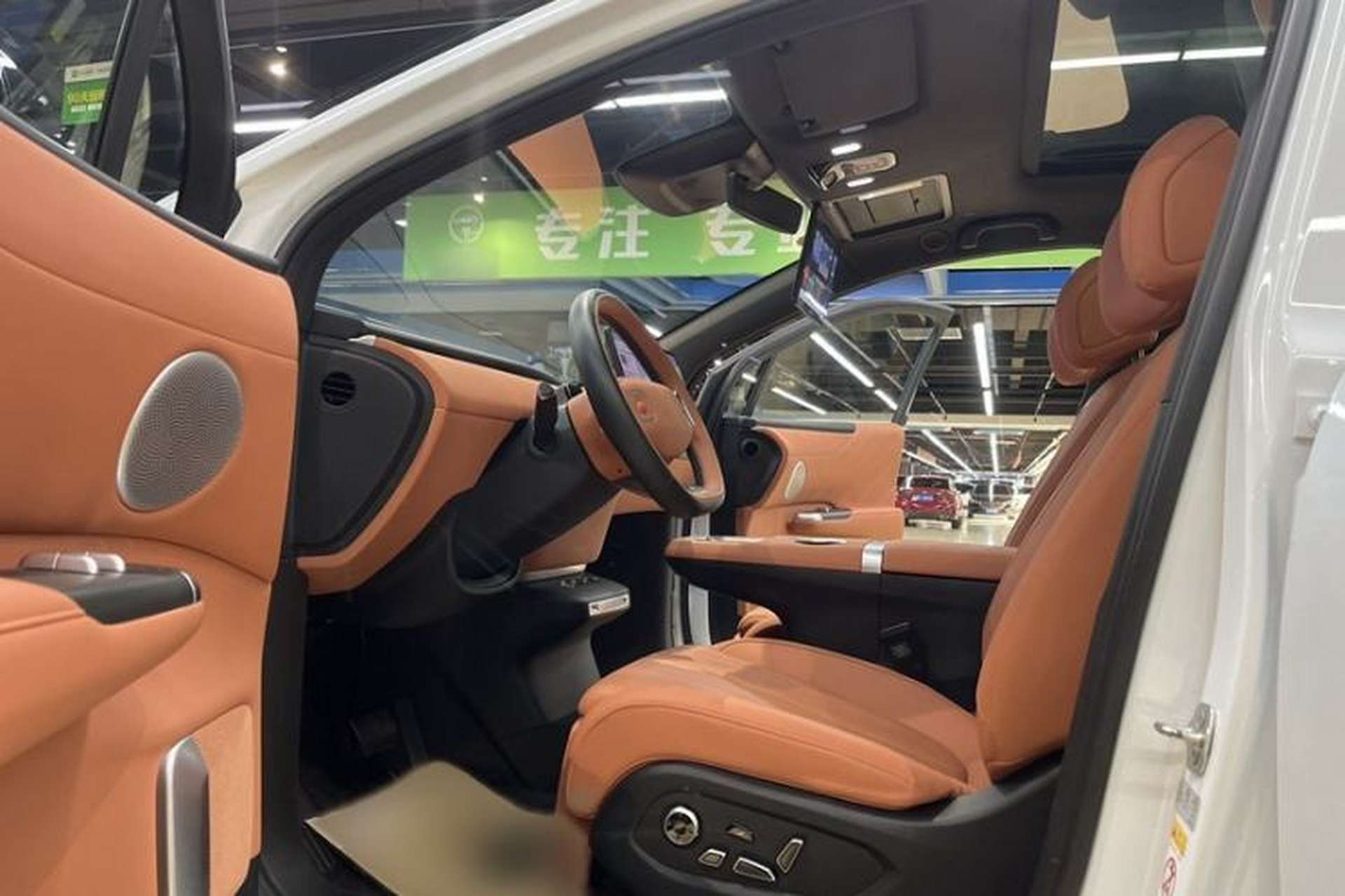 Used CHANGAN NEVO E07 2025 All-Electric 4x4 90kWh Ultra High-Performance Edition Interior 7