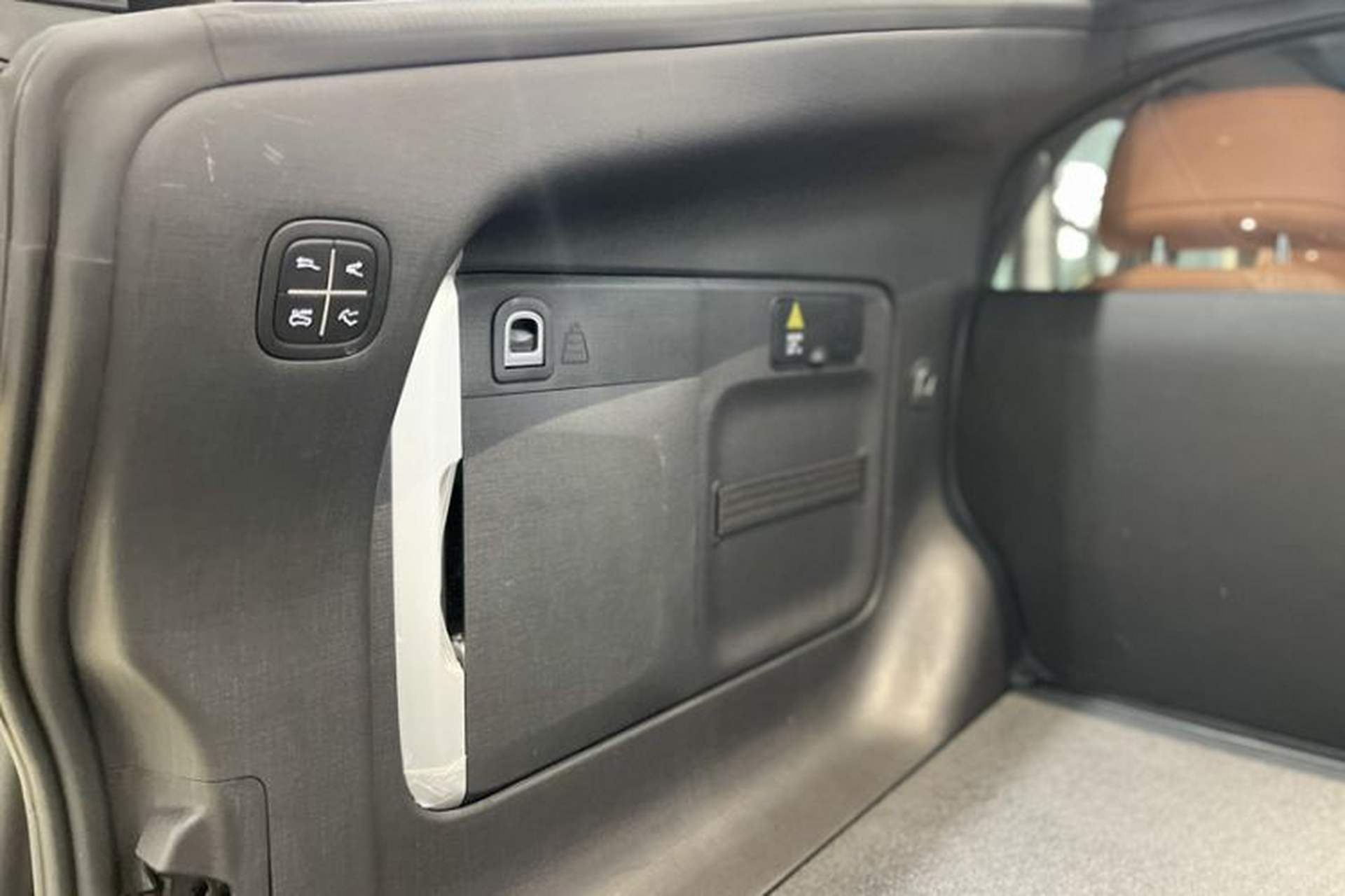 Used CHANGAN NEVO E07 2025 All-Electric 4x4 90kWh Ultra High-Performance Edition Interior 9