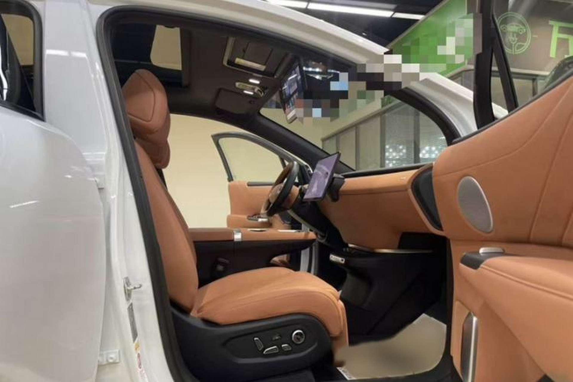 Used CHANGAN NEVO E07 2025 All-Electric 4x4 90kWh Ultra High-Performance Edition Right Front Seat