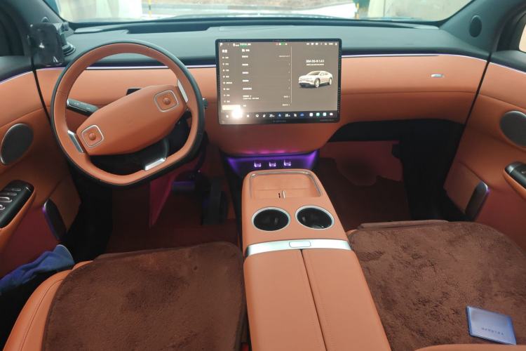 Used CHANGAN NEVO E07 2025 All-Electric 4x4 90kWh Ultra High-Performance Edition Center Console