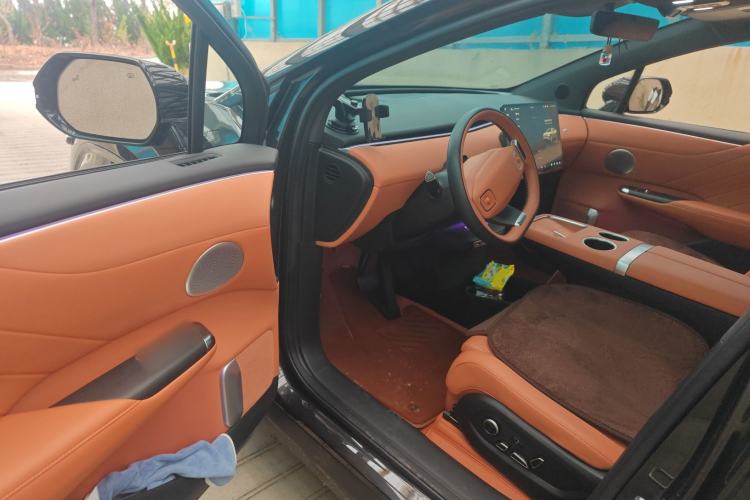 Used CHANGAN NEVO E07 2025 All-Electric 4x4 90kWh Ultra High-Performance Edition Driver Seat