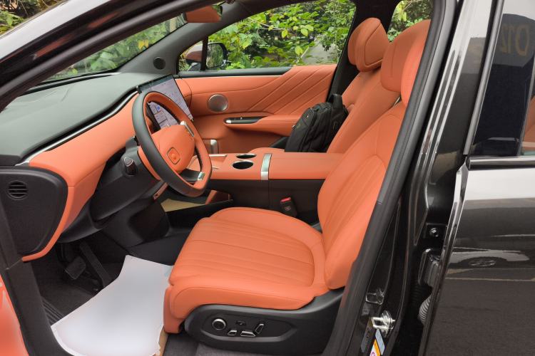 Used CHANGAN NEVO E07 2025 All-Electric 4x4 with 90 kWh Max Intelligent Driving Version Left Front Seat