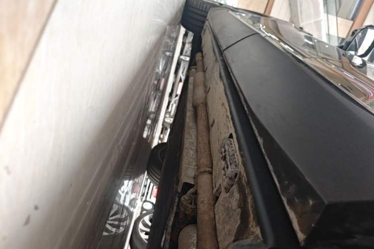Used CHANGAN NEVO E07 2025 Extended-Range All-Wheel Drive 39 kWh Ultra-High-Performance Version Left Side Sill