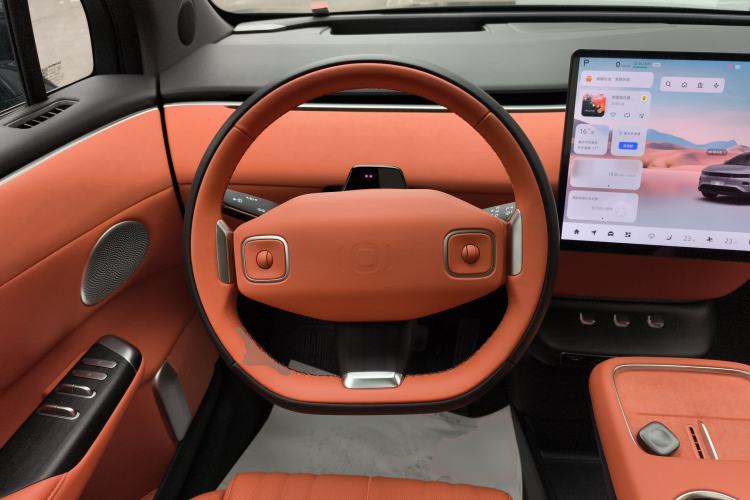 Used CHANGAN NEVO E07 2025 All-Electric 4x4 with 90 kWh Max Intelligent Driving Version Steering Wheel