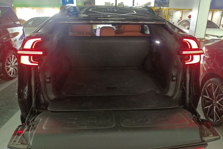 Used CHANGAN NEVO E07 2025 All-Electric 4x4 with 90 kWh Max Intelligent Driving Version Trunk