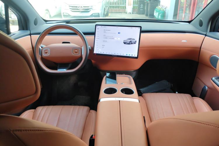 Used CHANGAN NEVO E07 2025 All-Electric 4x4 90kWh Ultra High-Performance Edition Center Console