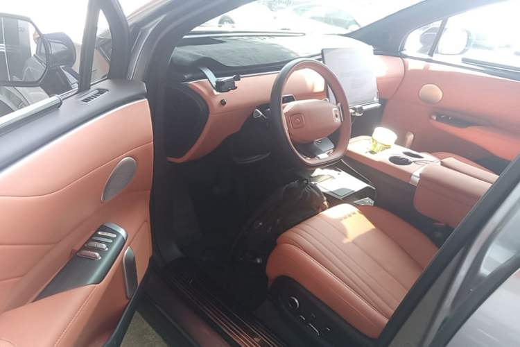 Used CHANGAN NEVO E07 2025 All-Electric 4x4 90kWh Ultra High-Performance Edition Driver Seat