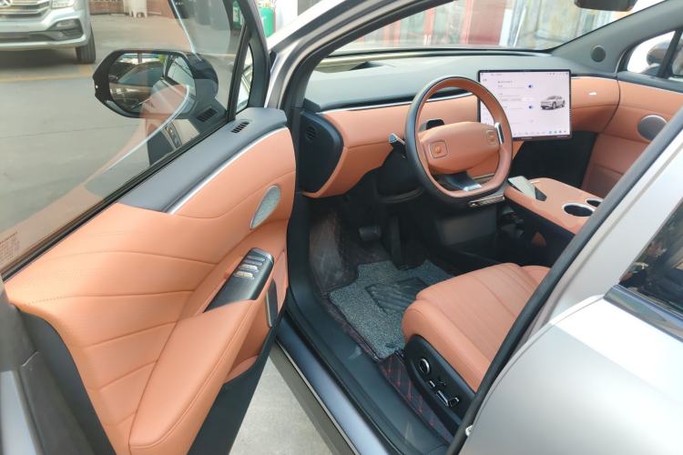 Used CHANGAN NEVO E07 2025 All-Electric 4x4 90kWh Ultra High-Performance Edition Driver Seat