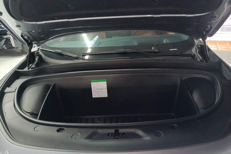 Used CHANGAN NEVO E07 2026 Model Pure Electric Four-Wheel Drive 90kWh Dacheng Edition Engine Bay