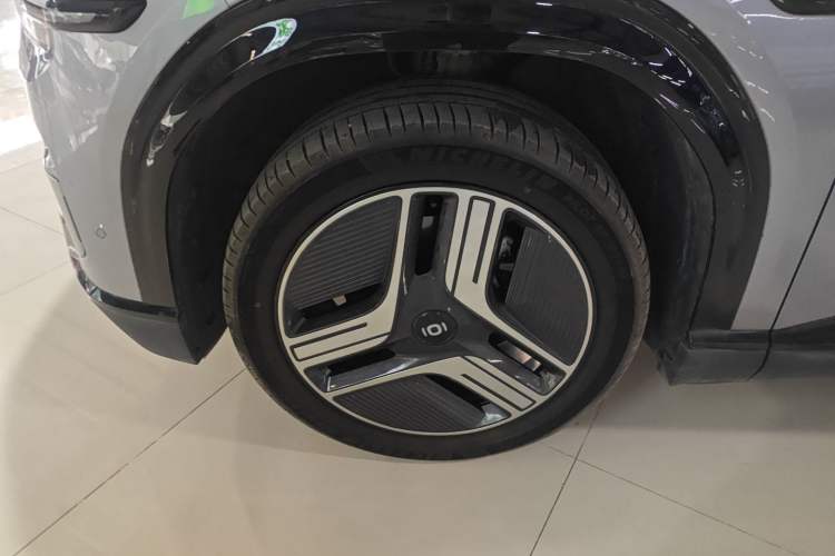 Used CHANGAN NEVO E07 2025 All-Electric 4x4 90kWh Ultra High-Performance Edition Exterior 3