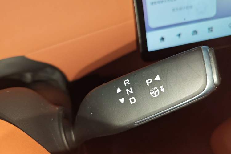 Used CHANGAN NEVO E07 2025 All-Electric 4x4 90kWh Ultra High-Performance Edition Gear Lever