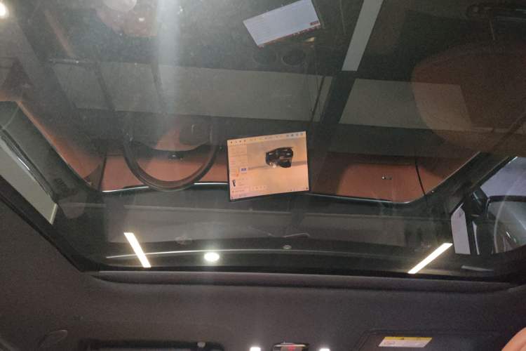 Used CHANGAN NEVO E07 2025 All-Electric 4x4 90kWh Ultra High-Performance Edition Headliner