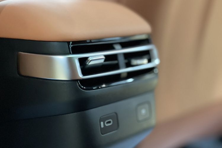 Used CHANGAN NEVO E07 2025 All-Electric 4x4 90kWh Ultra High-Performance Edition Interior 1
