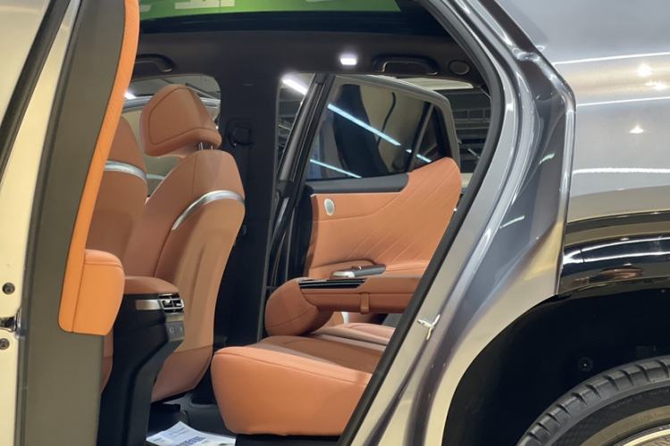 Used CHANGAN NEVO E07 2025 All-Electric 4x4 90kWh Ultra High-Performance Edition Interior 10