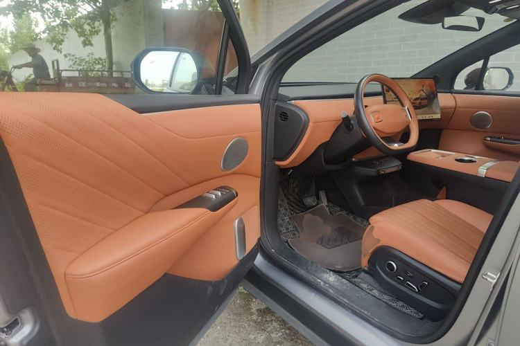 Used CHANGAN NEVO E07 2025 All-Electric 4x4 with 90 kWh Max Intelligent Driving Version Interior 3