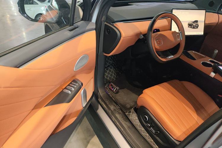 Used CHANGAN NEVO E07 2025 All-Electric 4x4 90kWh Ultra High-Performance Edition Interior 3
