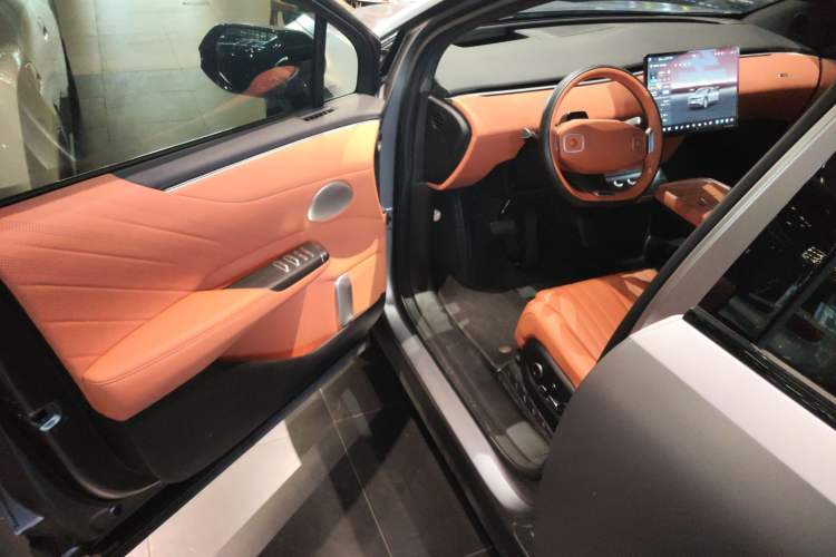 Used CHANGAN NEVO E07 2025 All-Electric 4x4 90kWh Ultra High-Performance Edition Interior 3