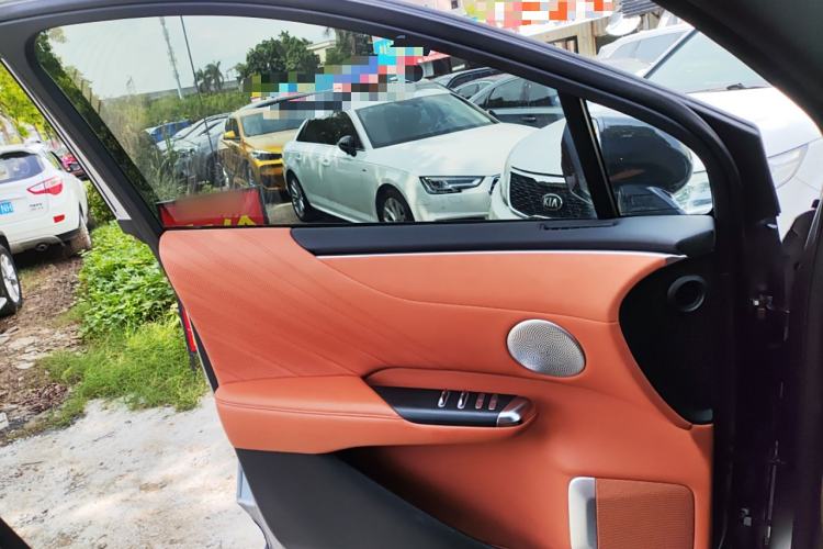 Used CHANGAN NEVO E07 2025 All-Electric 4x4 90kWh Ultra High-Performance Edition Interior 7