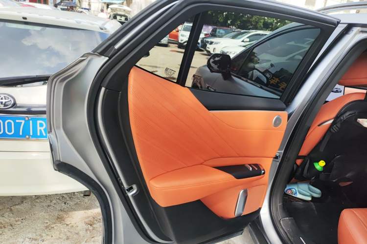 Used CHANGAN NEVO E07 2025 All-Electric 4x4 90kWh Ultra High-Performance Edition Interior 8