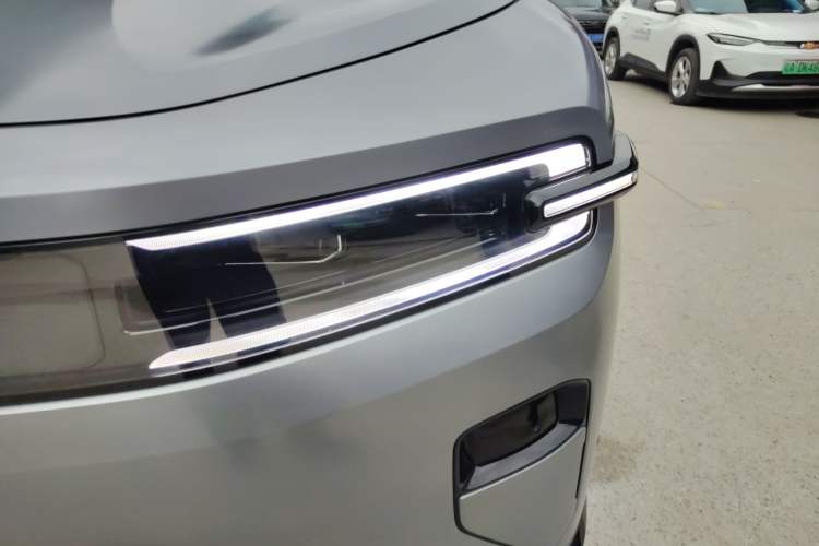 Used CHANGAN NEVO E07 2025 All-Electric 4x4 with 90 kWh Max Intelligent Driving Version Left Front Headlight