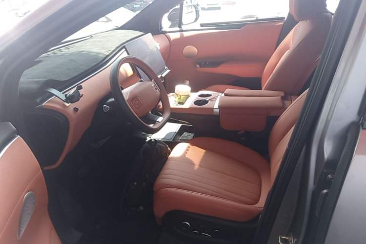 Used CHANGAN NEVO E07 2025 All-Electric 4x4 90kWh Ultra High-Performance Edition Left Front Seat